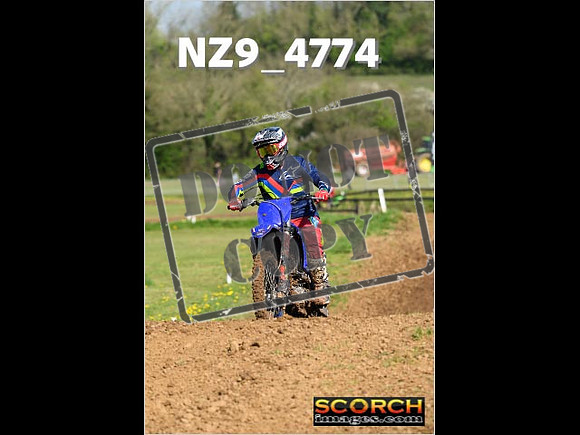 Novice-077