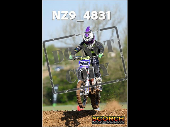 85's-025