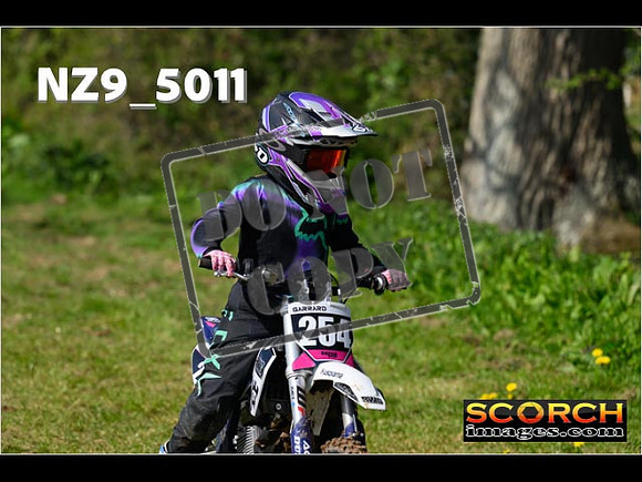 PeeWee-082