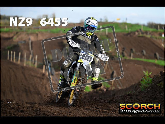 Experts-070