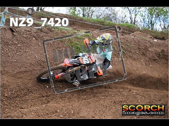 Experts-021