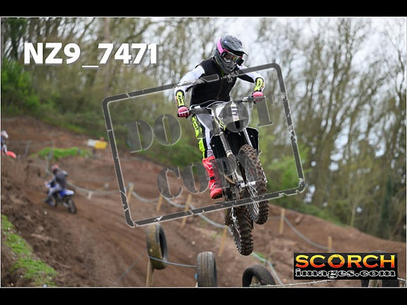 Experts-070