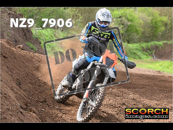 Experts-226