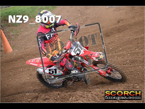 Experts-327
