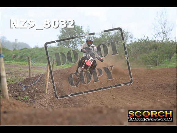 Experts-350