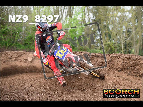 Experts-444