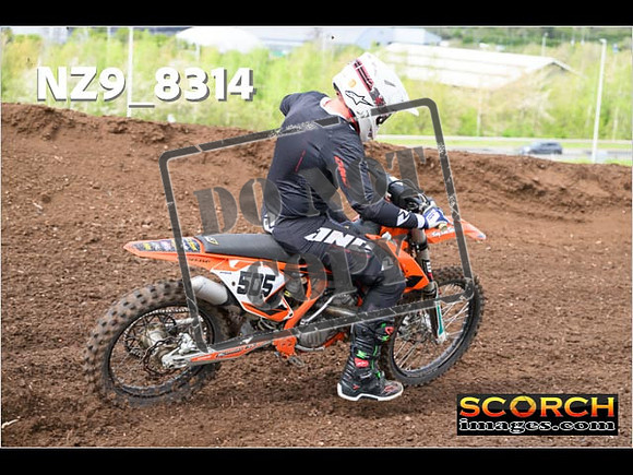 Experts-460
