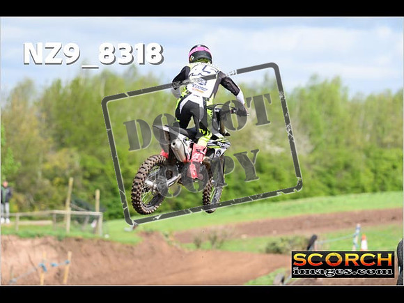 Experts-464