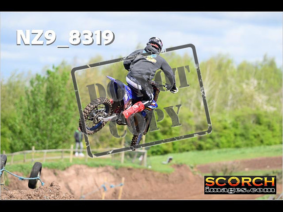 Experts-465