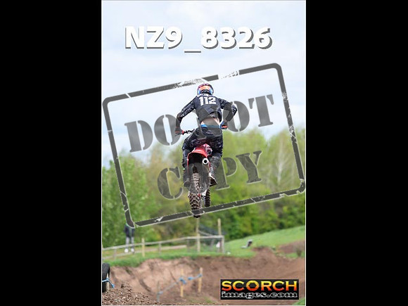 Experts-472