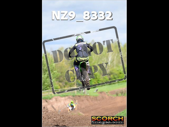 Experts-477