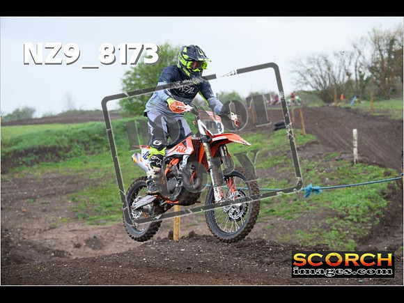 Inters-302