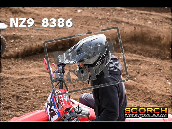 Inters-352
