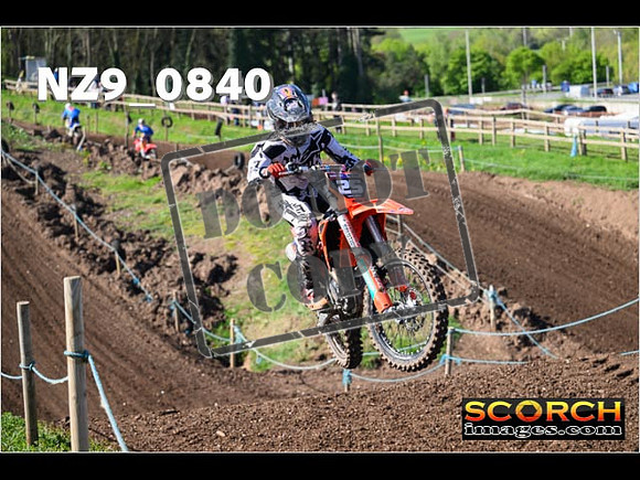 Experts-105