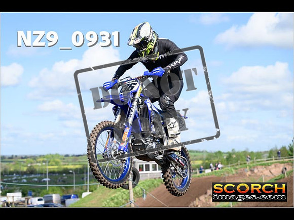 IntersBlue-055
