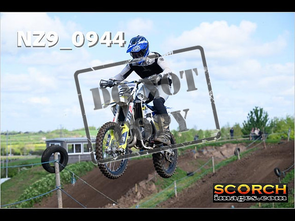 IntersBlue-068
