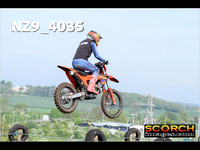 Experts-015