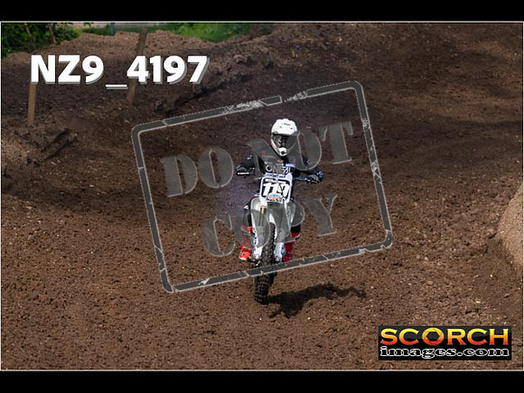 Inters-029
