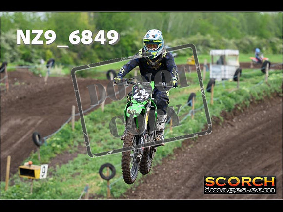 IntersGreenOrange-118