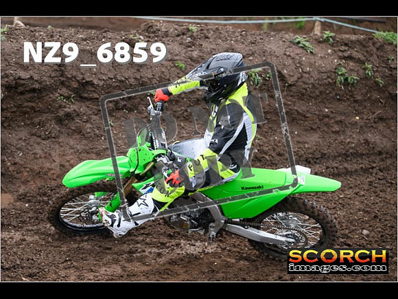 IntersGreenOrange-128