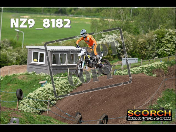 Wed06May-400