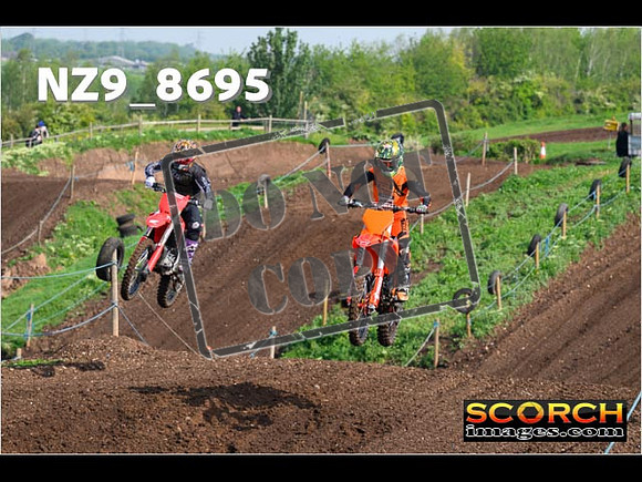 Experts-038