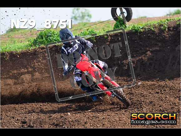 Experts-093