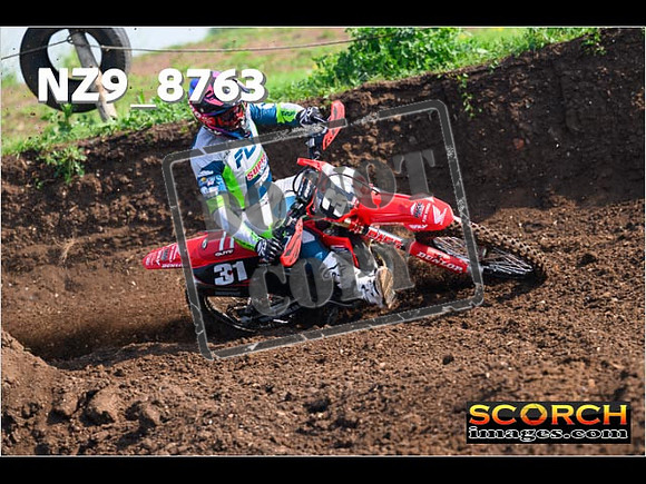 Experts-105