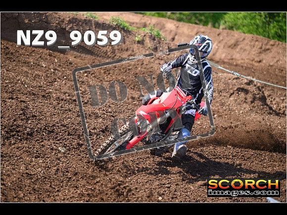 Experts-180