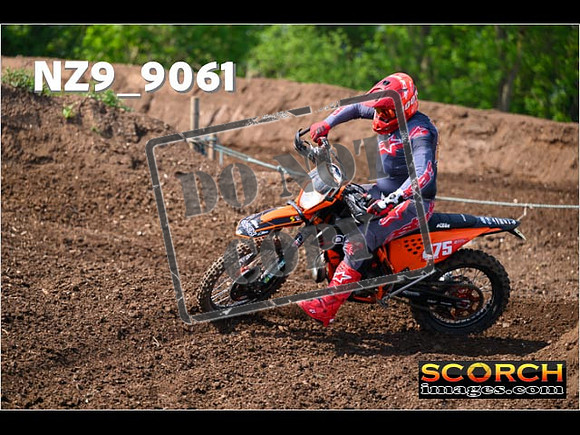 Experts-182