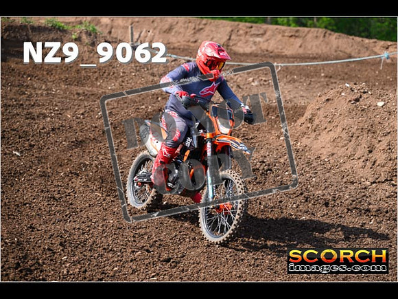 Experts-183