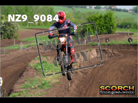 Experts-205