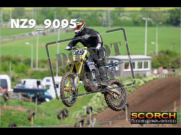 Experts-216