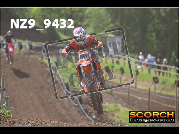 Experts-284
