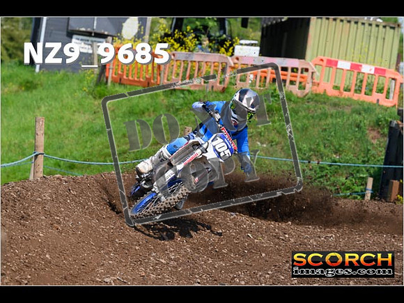 Experts-340