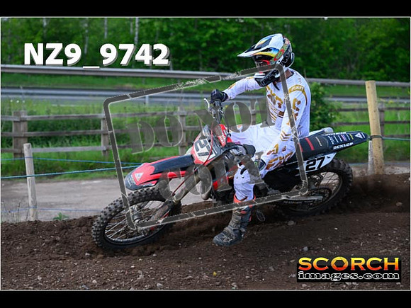 Experts-396