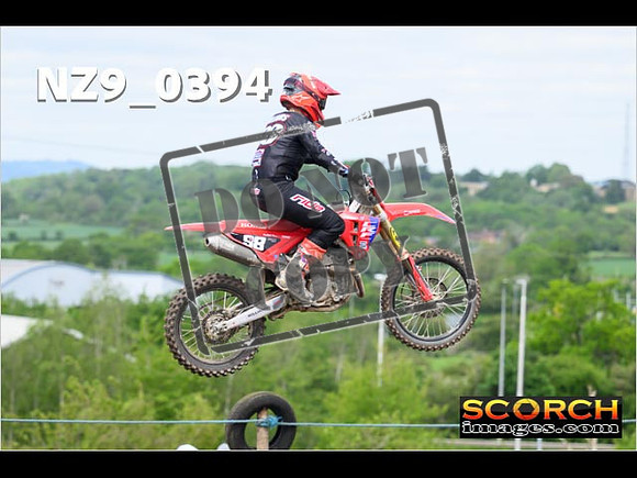 Experts-125