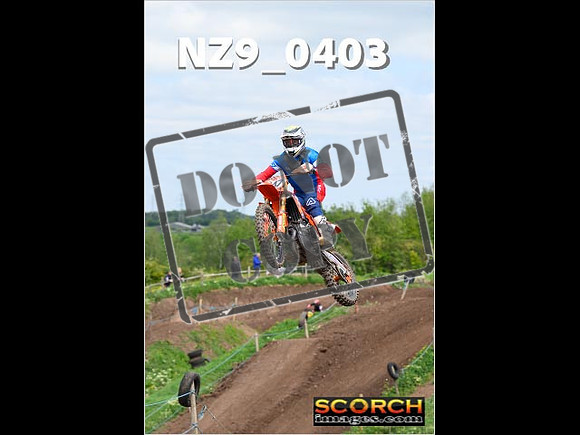 Experts-134