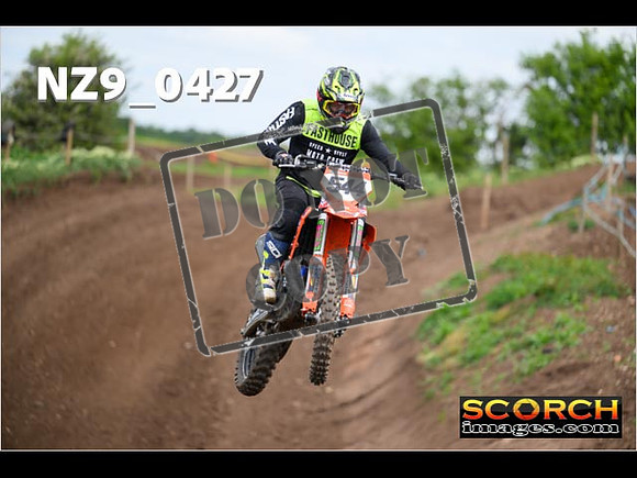 Experts-156