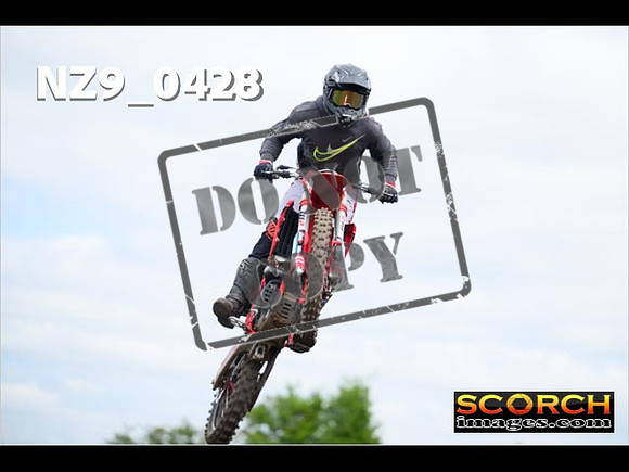 Experts-157