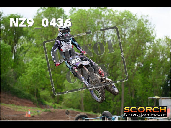 Experts-165