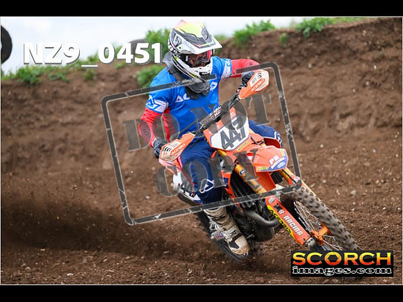 Experts-180