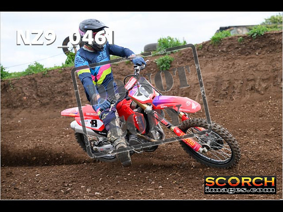 Experts-189