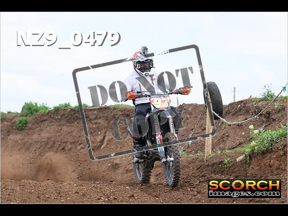 Experts-207