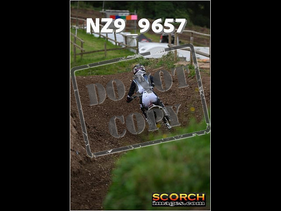 Experts-057