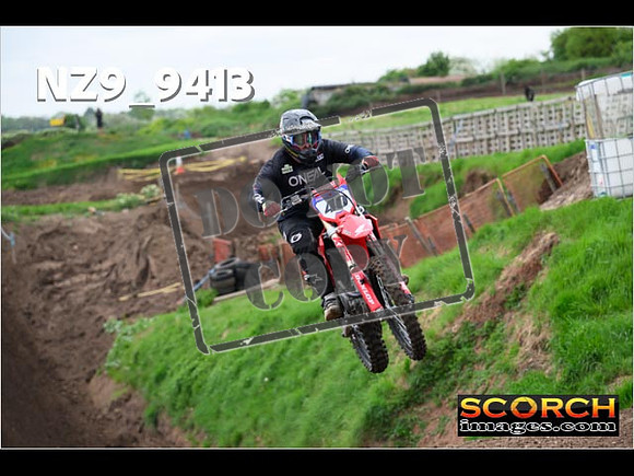 Experts-121