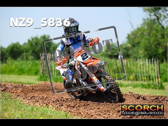 85'S-032