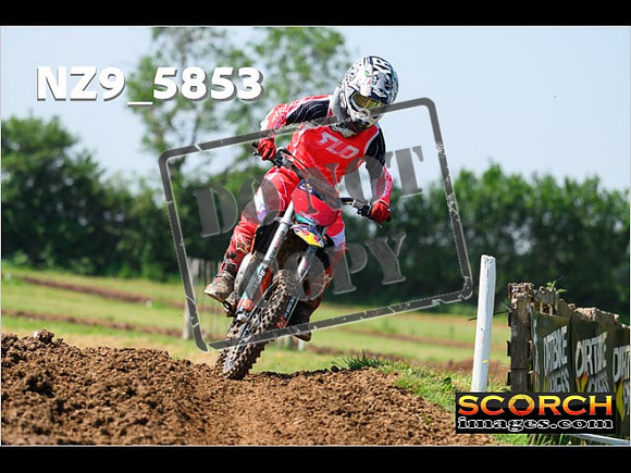 85'S-049