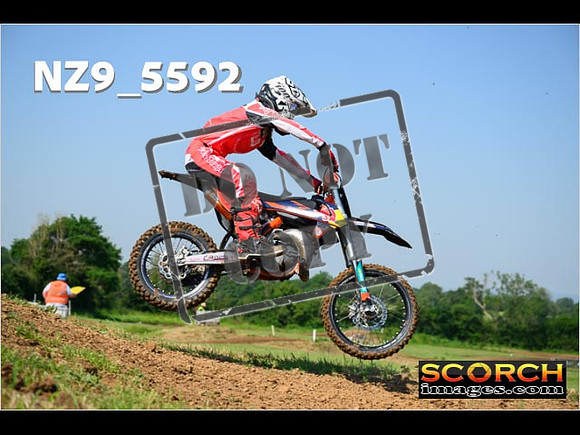 85'S-003