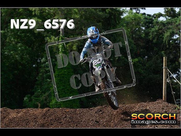 Experts-022